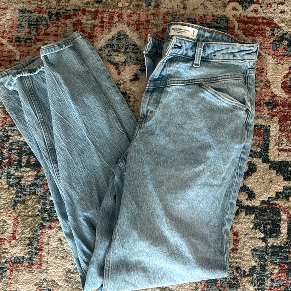 Abercrombie & Fitch curve love 90s high rise medium wash size 8L